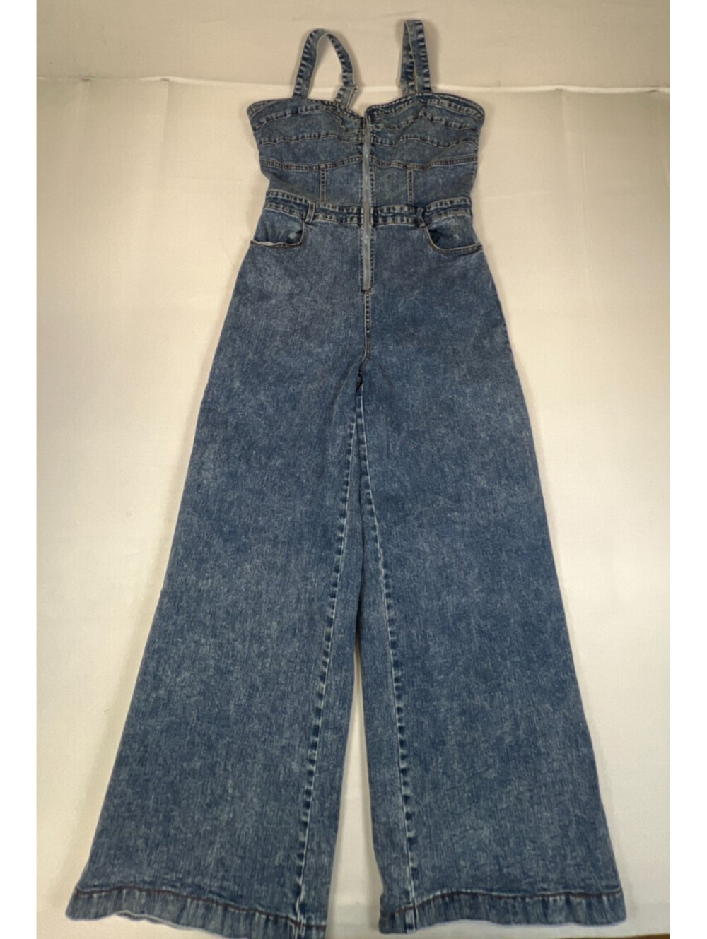 Gilli Est. 2008 Women's Acid Wash Denim Jumpsuit Size M Zip Front Wide Leg